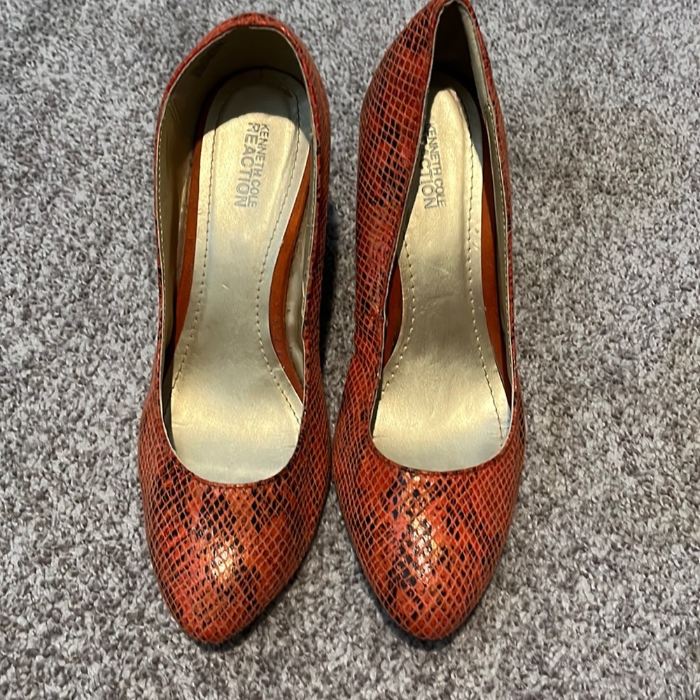 Kenneth Cole Reaction wedges